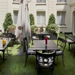 Elysees Apartments