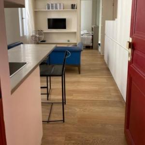 Delightful 1BR next to the Eiffel tower 