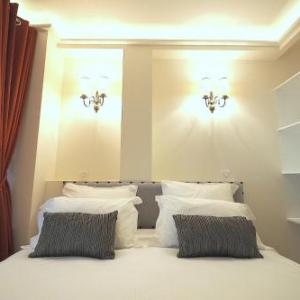 Louvre Opera Classic ChicSuites