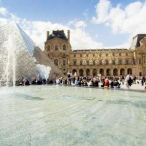 Saint Honore Louvre Paris