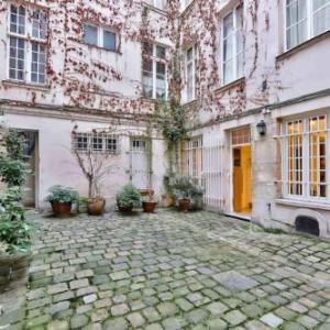Apartment in Paris 