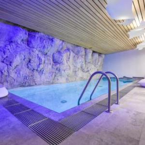 Hotel B55 Paris