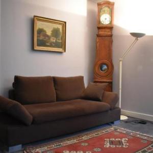 Spacious 1 Bedroom Apartment in Paris 15th