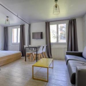 magnificent studio near the canal de lOurcq Paris 