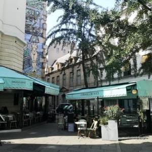 91   Urban Picasso Le marais