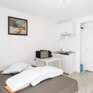 Cosy flat in the 15th