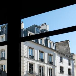 Luxury 4 Bedrooms Le Louvre I by Livinparis 