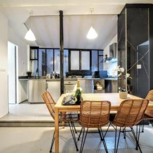 St Germain Sartre ChicSuites
