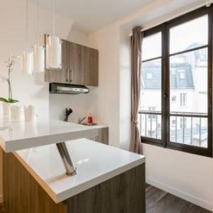 Charmant studio neuf proche Tour Eiffel (G36)