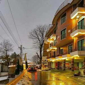 DAYS INN mURREE