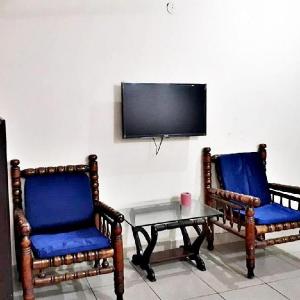 Fortville Hotel
