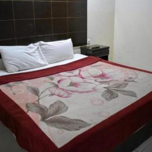 mid Land Hotel Lahore