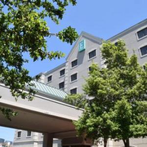 Embassy Suites by Hilton Houston Near The Galleria