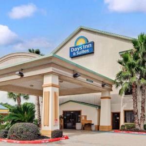 Days Inn & Suites by Wyndham Houston North/Aldine