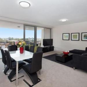 The Junction Palais - Modern and Spacious 2BR Bondi Junction Apartment Close to Everything New South Wales