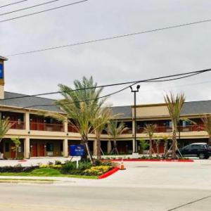 Baymont by Wyndham Houston Hobby Airport