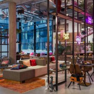 Moxy Frankfurt City Center