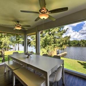 San Jacinto River Home with Deck Games and Grill!