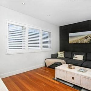 BEACHFRONT APARTMENT // DREAM LOCATION // CLOEY2 Sydney New South Wales