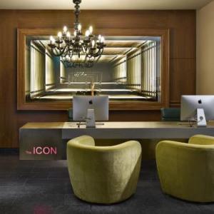 the ICON Hotel  Lounge