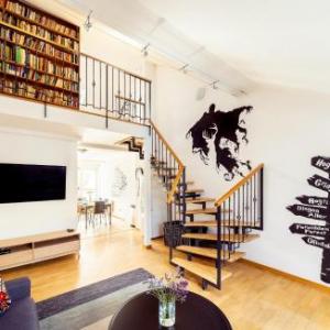 4BR 3BAtH BALCONY central Harry Potter penthouse