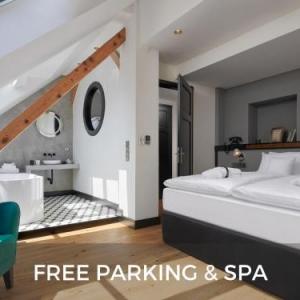 Hotel Republika  Suites