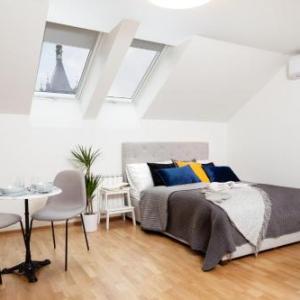 Cosy New town Attic Studio