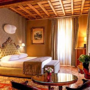 Valadier Hotel