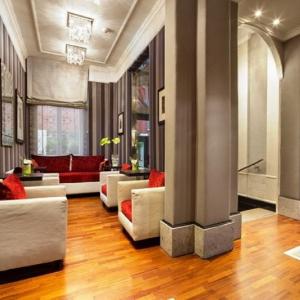 Royal Court Hotel