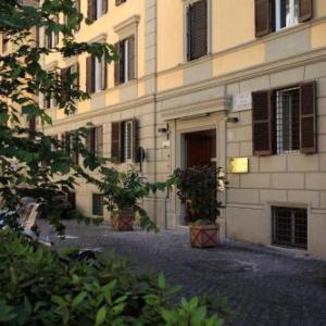 trianon Borgo Pio Aparthotel