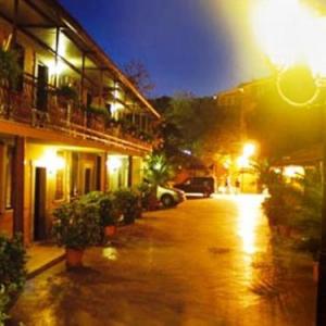 Hotel La Locanda Del Borgo Rome
