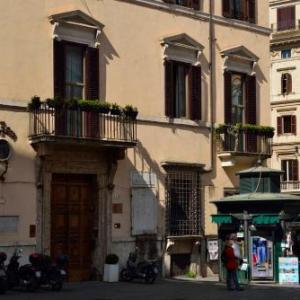 Piazza Del Gesu Luxury Suites 