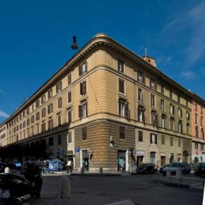 Vatican Suites Apartments 