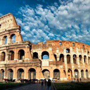 White Rooms Colosseo Rome 