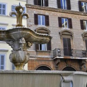 Piazza Farnese Luxury Suites