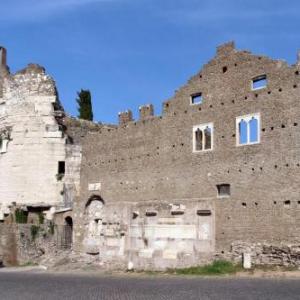 Appia Park Apartment 