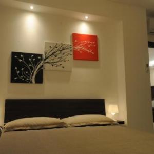 Kings Of Rome Apartments