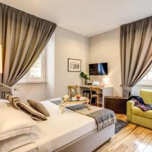 Magenta Luxury Navona
