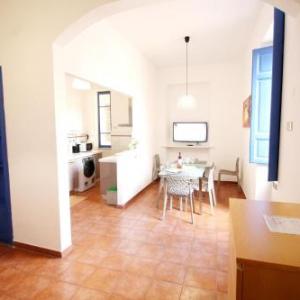 Colosseum Super Family Apartment