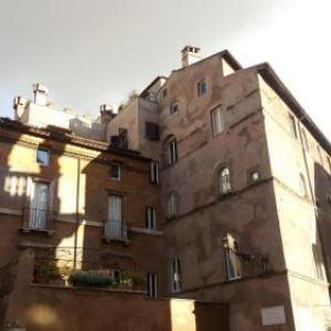 Navona Art Apartment