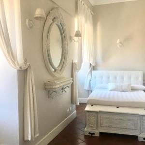 Pantheon Luxury House