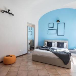 A World Aparts   40 Sforza