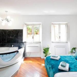 Suite Pantheon Apartment with Jacuzzi Rome
