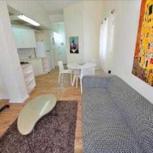 Quiet 2 BR Apt. near the beach