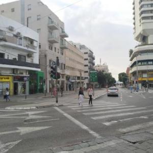 Amirs Apartments 