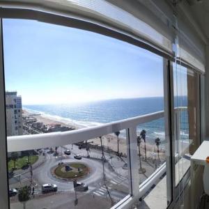 Hotel Apartment tLV bat yam 81