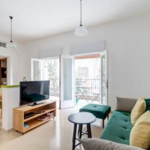 TLV2RENT Unique Dizengof Apartment