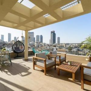 LuKa 15 - By Beach Apartments TLV