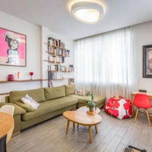 trust Inn   Lovely  trendy 2bdr apt near by Beach