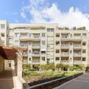 6 Tankhum - By Beach Apartments TLV